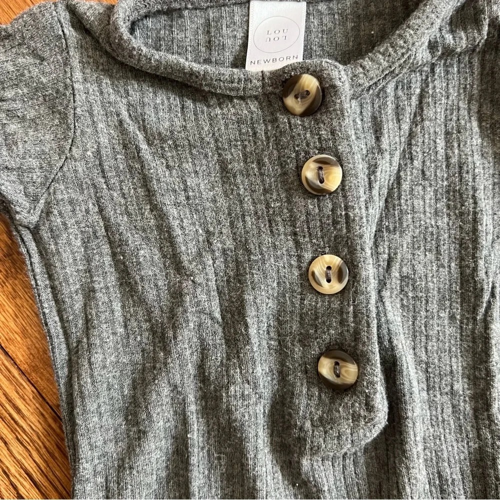 Lou Lou & Company Newborn Knotted Gown Bundle - Picture 3 of 10